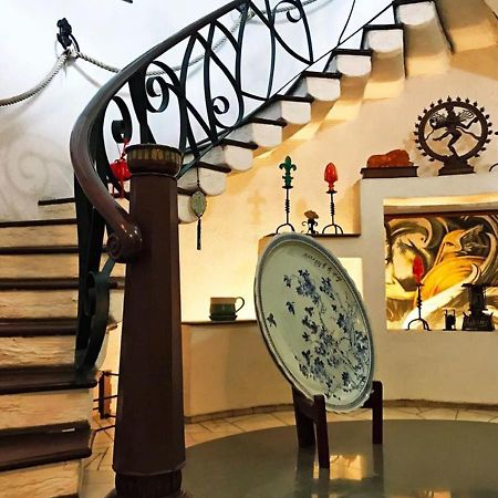 Bella Vista By Stayvista - A Haven With Lush Green Surroundings, Zen Garden, Quirky Decor & A Inviting Swimming Pool Lonavala Buitenkant foto