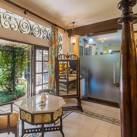 Bella Vista By Stayvista - A Haven With Lush Green Surroundings, Zen Garden, Quirky Decor & A Inviting Swimming Pool Lonavala Buitenkant foto