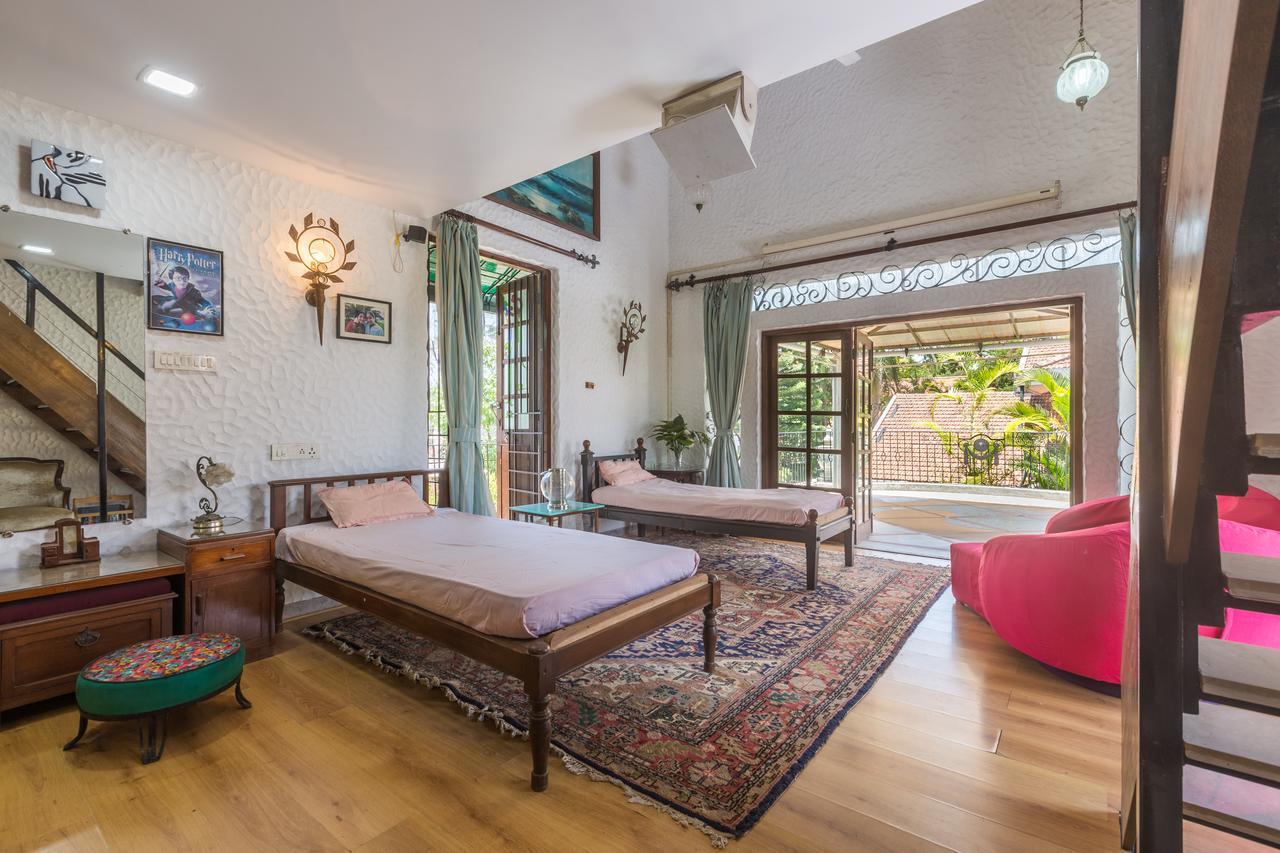 Bella Vista By Stayvista - A Haven With Lush Green Surroundings, Zen Garden, Quirky Decor & A Inviting Swimming Pool Lonavala Buitenkant foto