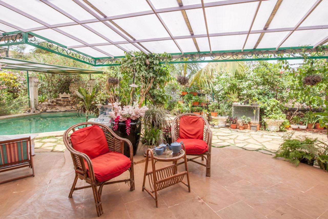 Bella Vista By Stayvista - A Haven With Lush Green Surroundings, Zen Garden, Quirky Decor & A Inviting Swimming Pool Lonavala Buitenkant foto