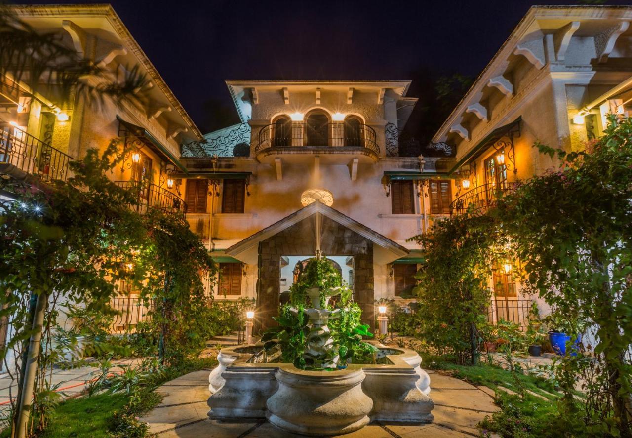 Bella Vista By Stayvista - A Haven With Lush Green Surroundings, Zen Garden, Quirky Decor & A Inviting Swimming Pool Lonavala Buitenkant foto